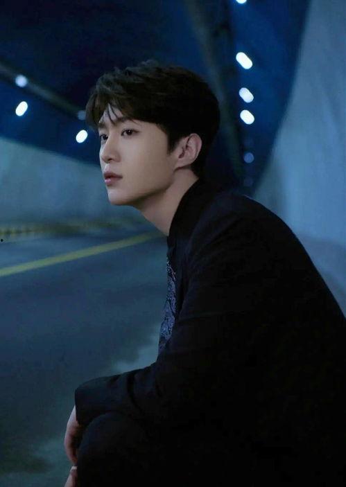 娱乐吃瓜演员范丞丞,娱乐圈的“吃瓜”新星，揭秘他的成长之路