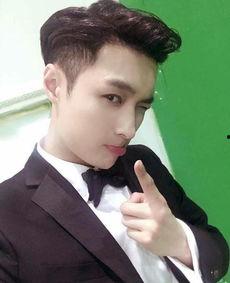 娱乐圈张艺兴吃瓜,幕后真相与精彩瞬间