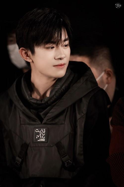 娱乐圈吃瓜爆料视频,吃瓜视频背后的惊人真相