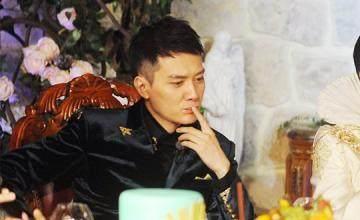 娱乐圈两个人吃瓜的是谁,揭秘幕后真相！