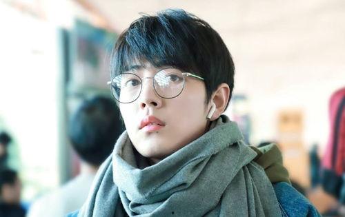 吃瓜星娱乐削腮男歌手,吃瓜星娱乐中的独特风采